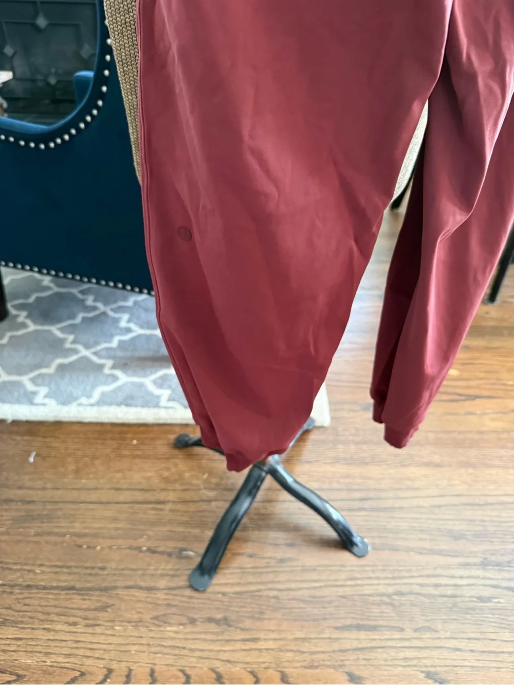 Womens Lululemon On the Fly Jogger 28